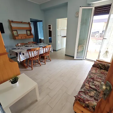 R 39 - Trilocale Con Ampio Terrazzo *