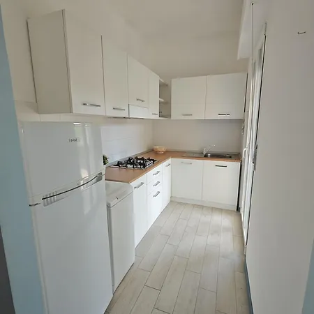 R 39 - Trilocale Con Ampio Terrazzo Διαμέρισμα *