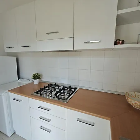 Διαμέρισμα R 39 - Trilocale Con Ampio Terrazzo