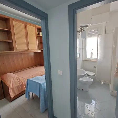 R 39 - Trilocale Con Ampio Terrazzo * Numana