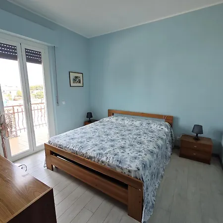 R 39 - Trilocale Con Ampio Terrazzo Διαμέρισμα Numana