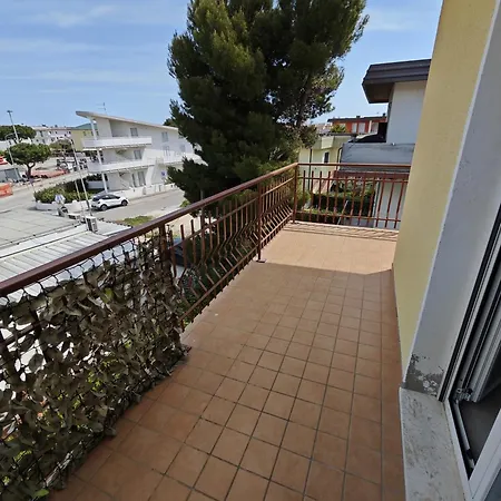 R 39 - Trilocale Con Ampio Terrazzo Διαμέρισμα *