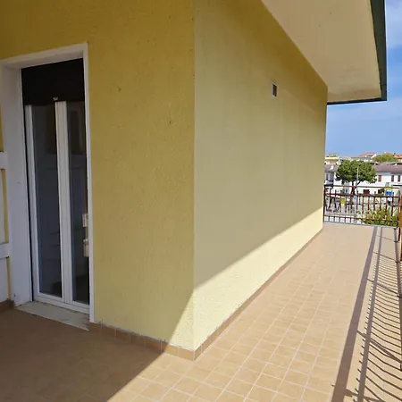 Διαμέρισμα R 39 - Trilocale Con Ampio Terrazzo *