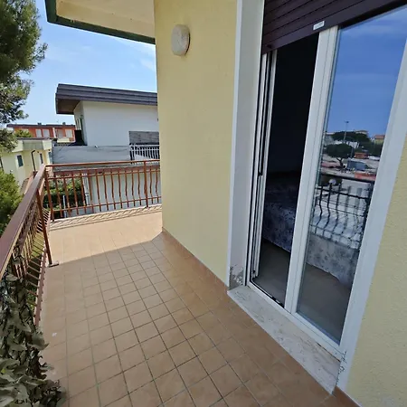 R 39 - Trilocale Con Ampio Terrazzo Διαμέρισμα *